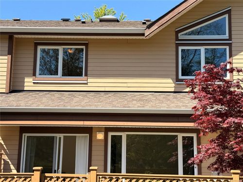 1613 Creekside Dr, Nanaimo, BC, V9S5V8 | Card Image