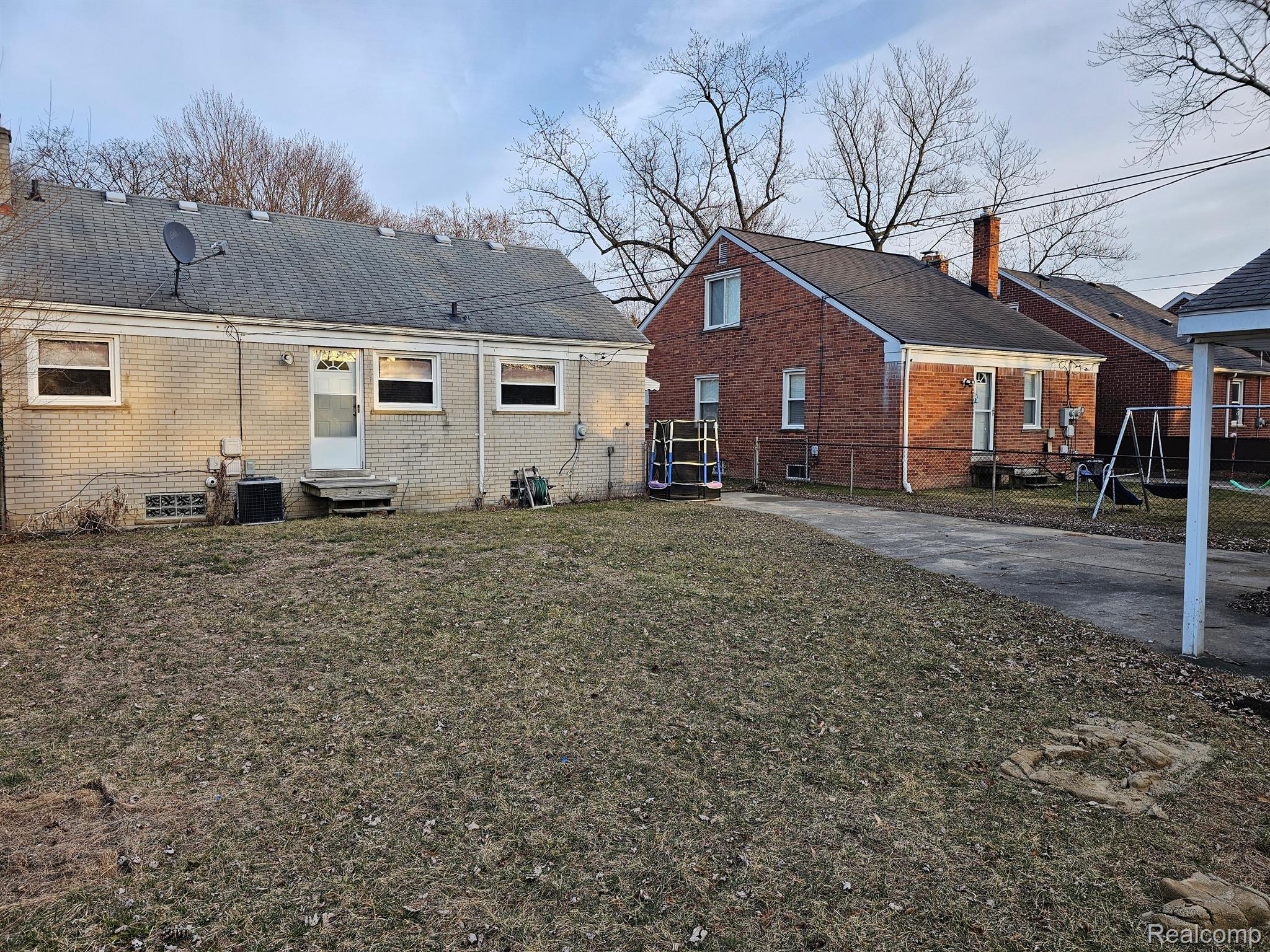 Residential Lease in Dearborn 5