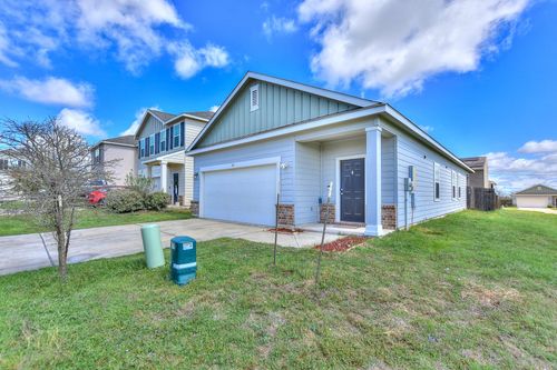 109 Helios Dr, Jarrell, TX, 76537-1972 | Card Image