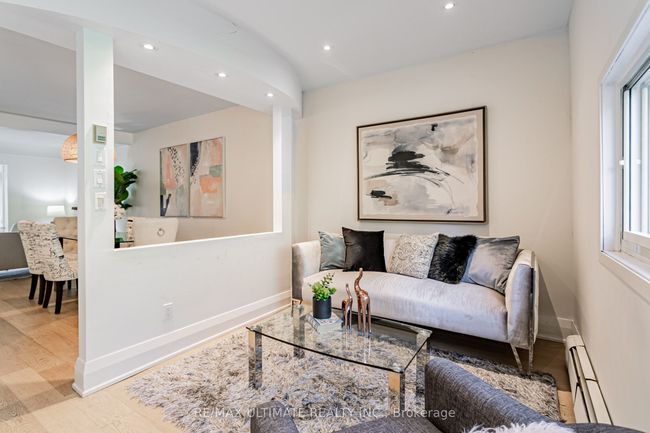 275 Kenilworth Ave, House other with 4 bedrooms, 2 bathrooms and 1 parking in Toronto ON | Image 20