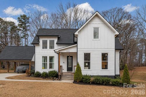 5028 Lewis Rd, Gastonia, NC, 28052-8189 | Card Image