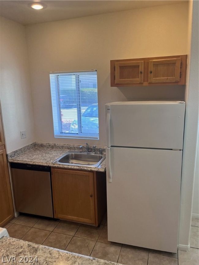 UNIT-102 - 1310 Red Gable Ln, Condo with 2 bedrooms, 2 bathrooms and null parking in Las Vegas NV | Image 12