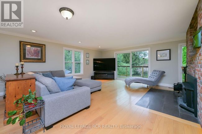 2093 Con Rd 5, House other with 3 bedrooms, 4 bathrooms and 12 parking in Adjala-Tosorontio (Loretto) ON | Image 13