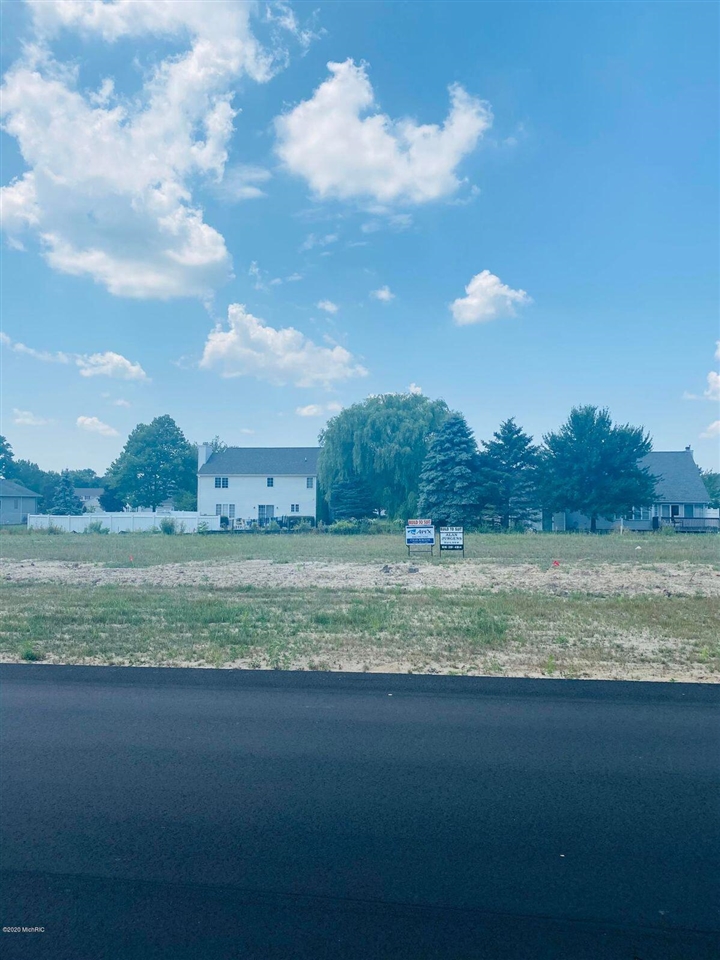 Whistle Ridge Dr, Byron Center, MI 49315