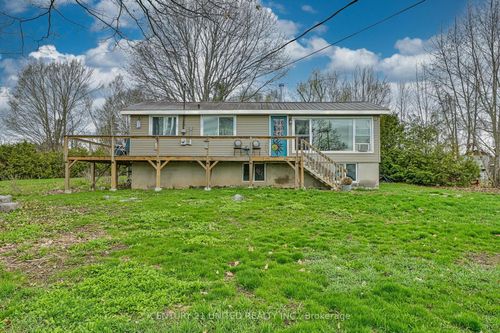 9 Franklin St, Curve Lake, ON, K0L1R0 | Card Image