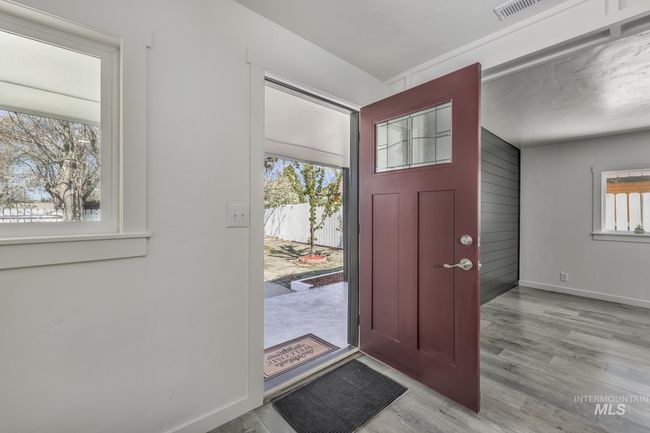 207 Park Ave, House other with 3 bedrooms, 2 bathrooms and 1 parking in Nyssa OR | Image 4