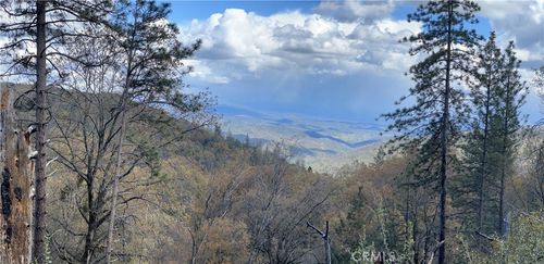 11260 Loch Lomond Rd, Loch Lomond, CA, 95461-9739 | Card Image