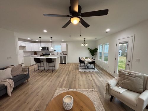 313 S Lee St, chesnee, SC, 29323-1536 | Card Image