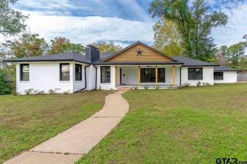 2425 Oak Ln, Tyler, TX, 75701-6961 | Card Image