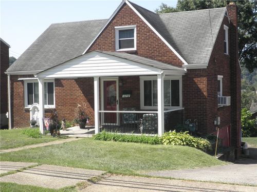 176 E Gilmore, Trafford, PA, 15085 | Card Image