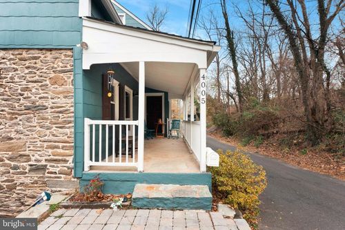 4005 Lower Rd, Newportville, PA, 19056-3220 | Card Image