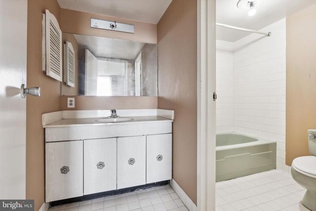 APT-2401 - 205 E Joppa Rd, Condo with 2 bedrooms, 2 bathrooms and null parking in TOWSON MD | Image 12