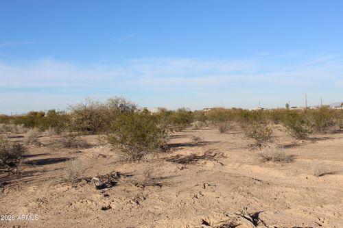 35-35000 W Mcneil St, Arlington, AZ, 85322-8164 | Card Image