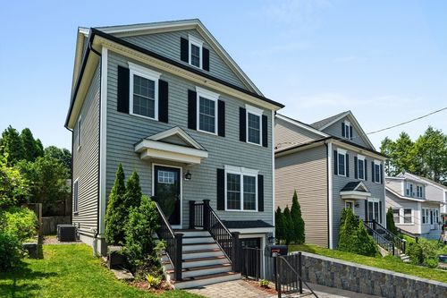 10 Huntington St, Waltham, MA, 02452-6416 | Card Image