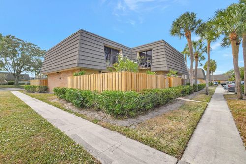 319 3rd Way, West Palm Beach, FL, 33407 | Card Image