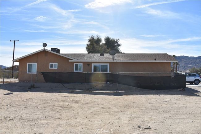 6321 Yucca Ave, Condo with 0 bedrooms, 0 bathrooms and null parking in 29 Palms CA | Image 9