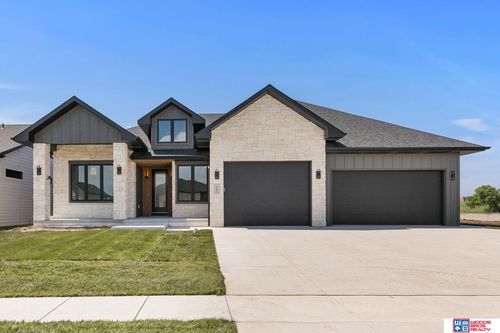 9405 S 86th St, Lincoln, NE, 68516-9366 | Card Image