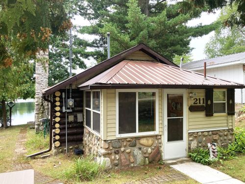 211 N Coolidge Drive, Belvidere Township, MI, 48886 | Card Image