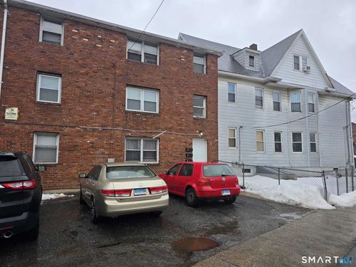 880 First Ave, West Haven, CT, 06516-2778 | Card Image