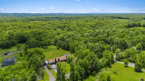 109 Burnt Meadow Rd, Gardiner, NY, 12525-5148 | Card Image