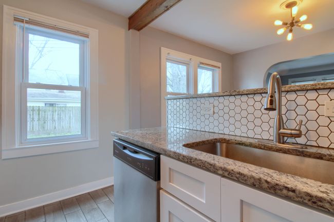 356 E Elza Ave, House other with 3 bedrooms, 1 bathrooms and null parking in Hazel Park MI | Image 13