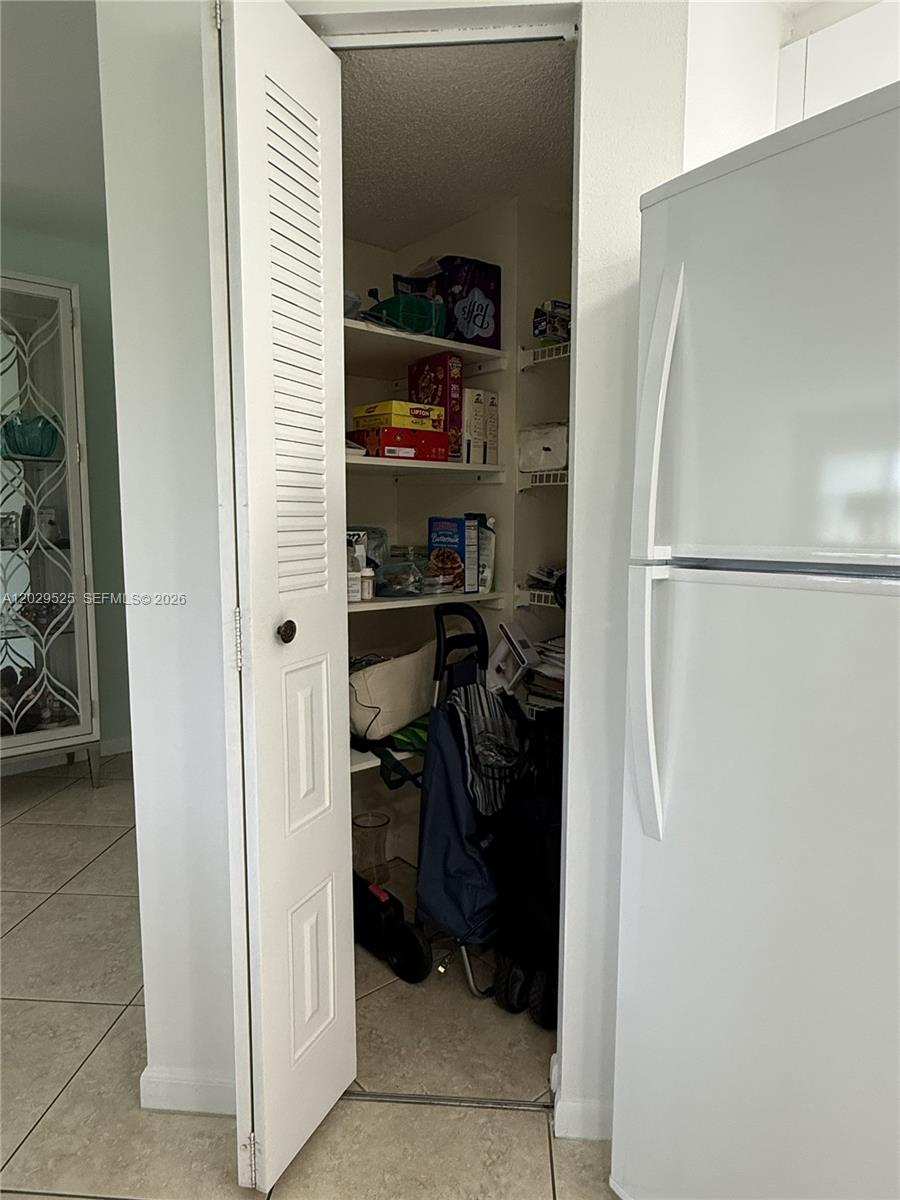 Residential in Pembroke Pines 5