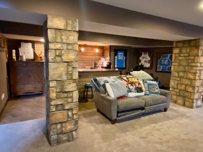 Basement family room | Image 31