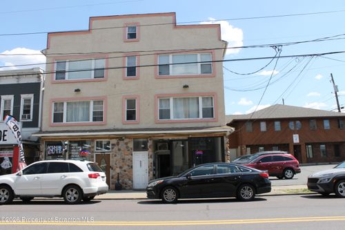 525 527 Cedar Avenue, Scranton, PA, 18505 | Card Image