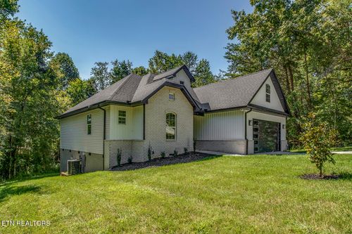 108 Oostagala Dr, Loudon, TN, 37774-6946 | Card Image