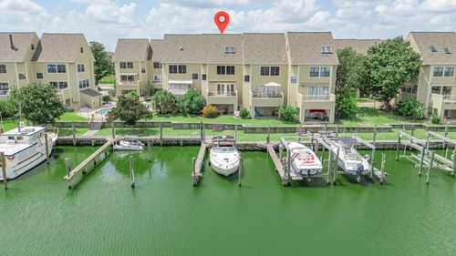 891 Davis Rd, League City, TX, 77573-2826 | Card Image