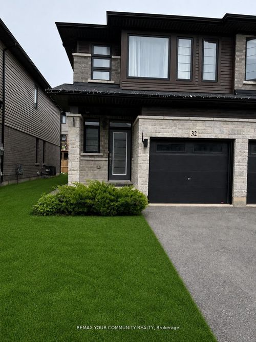 32 June Callwood Way, Brantford, ON, N3T0T7 | Card Image