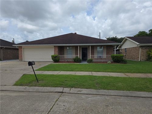 120 Firethorn Dr, Gretna, LA, 70056-7848 | Card Image