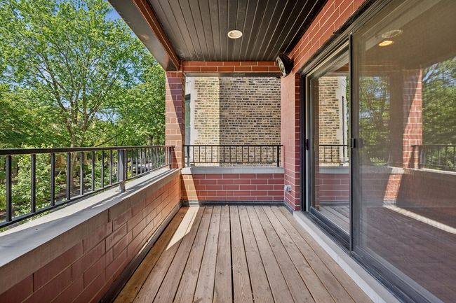APT-2S - 830 Bradley Pl, Condo with 2 bedrooms, 2 bathrooms and 1 parking in Chicago IL | Image 7