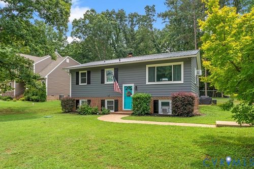 2435 Ocala Dr, Powhatan, VA, 23139-6140 | Card Image