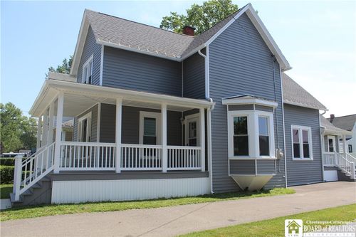 243 Lincoln Ave, Dunkirk, NY, 14048-3009 | Card Image