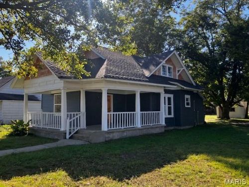 300 S Main St, Gideon, MO, 63848-9294 | Card Image