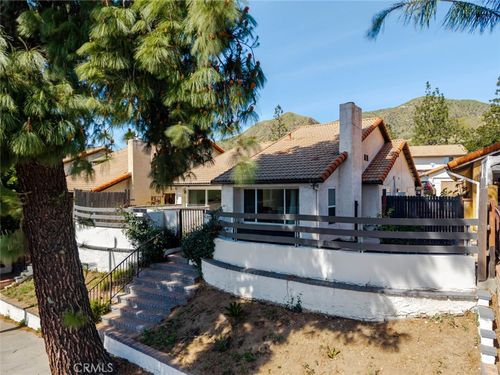 15931 Foothill Blvd, Rancho Cascades, CA, 91342-1004 | Card Image
