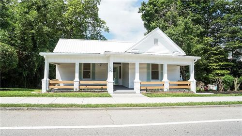 220 Confederate Ave, dallas, GA, 30132-3714 | Card Image