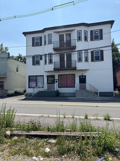 6-107 Ames St, Brockton, MA, 02301 | Card Image