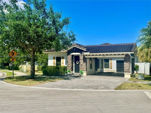 17064 Sw 90th Way, Miami, FL, 33196-4858 | Card Image