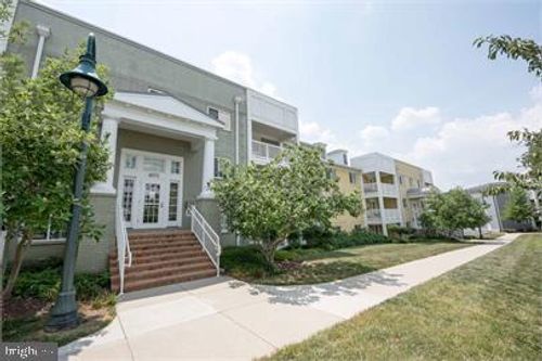 unit-204-4071 S Four Mile Run Dr, ARLINGTON, VA, 22204-5618 | Card Image