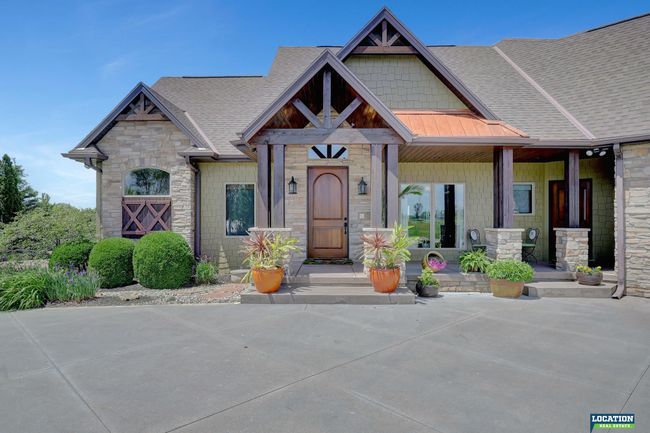 6255 Sw 58 Th St, House other with 5 bedrooms, 4 bathrooms and 3 parking in Denton NE | Image 4