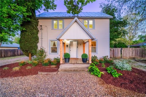 1711 Shasta St, Anderson, CA, 96007-3249 | Card Image