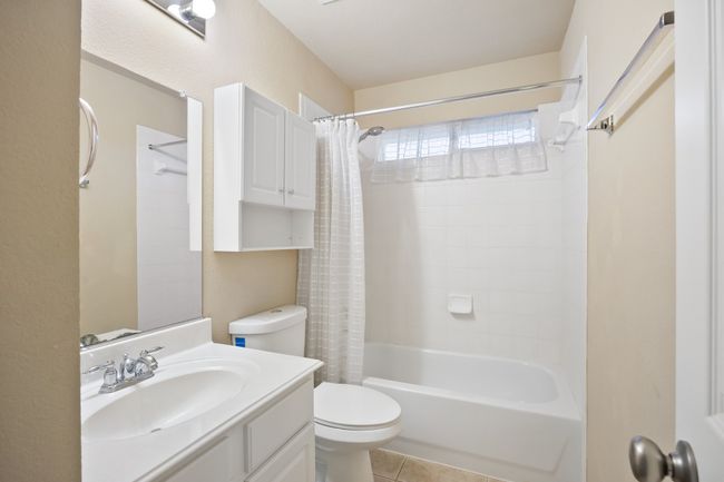 Full bath outside bedroom 2 | Image 22