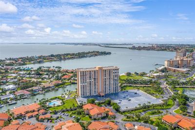 1812 - 4900 Brittany Drive S, Condo with 2 bedrooms, 2 bathrooms and null parking in Saint Petersburg FL | Image 1