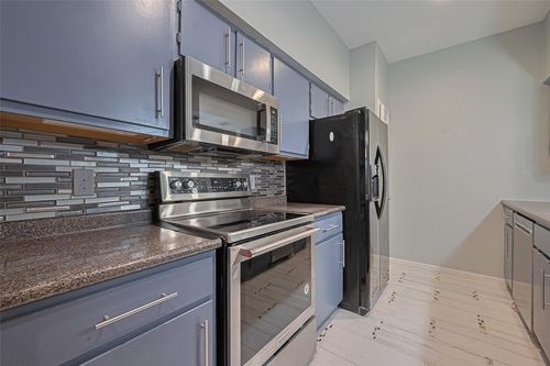 apt-1402-4001 Tanglewilde St, Houston, TX, 77063-5167 | Card Image