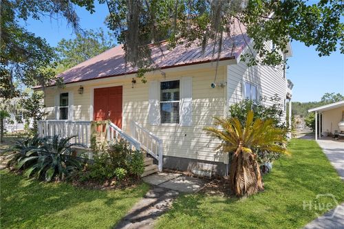 95 Circle Dr, Midway, GA, 31320-6707 | Card Image