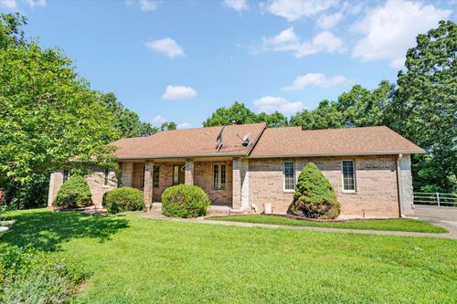 538 Munson Hill Dr, Marshfield, MO, 65706-8677 | Card Image
