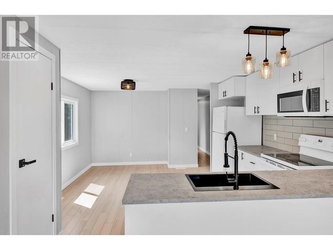 14 - 851 Old North Thompson Highway, House other with 2 bedrooms, 1 bathrooms and 2 parking in Clearwater BC | Image 9