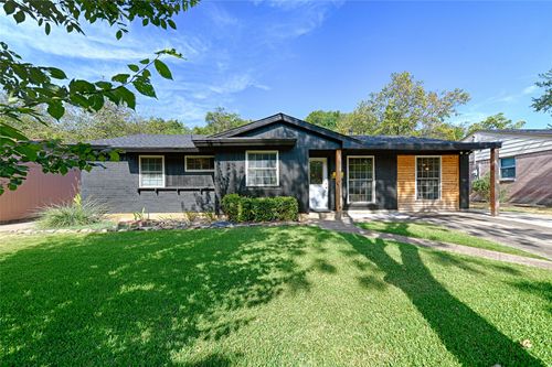 1339 Winding Trl, Duncanville, TX, 75116-2437 | Card Image